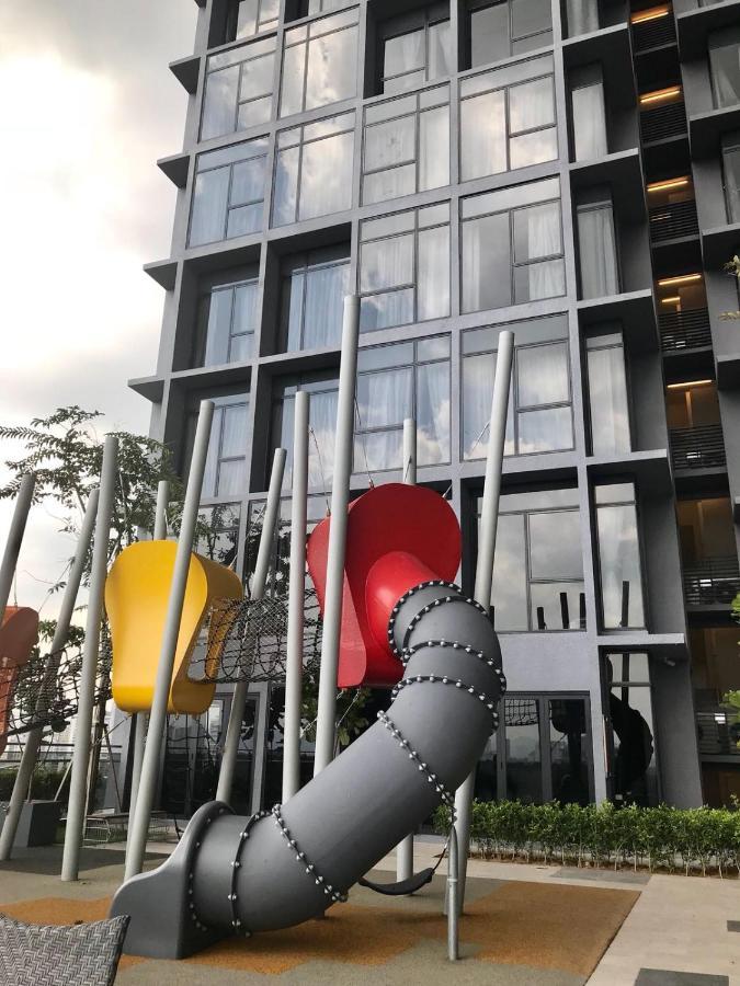 Expressionz Klcc * Kuala Lumpur